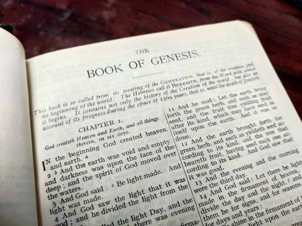 Genesis: An introduction and Chapter 1
